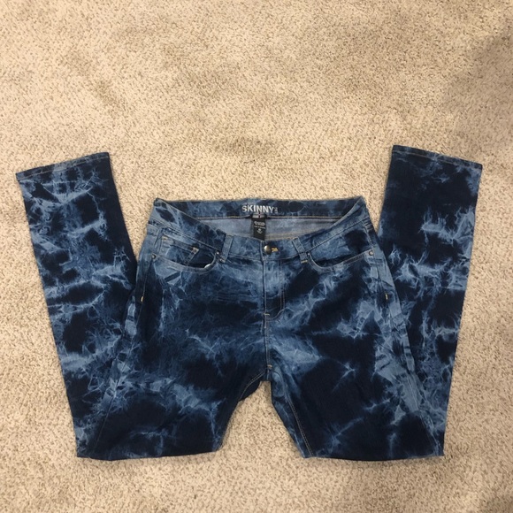 New York & Company Low Rise Skinny Tie Dye Jeans - Picture 2 of 14